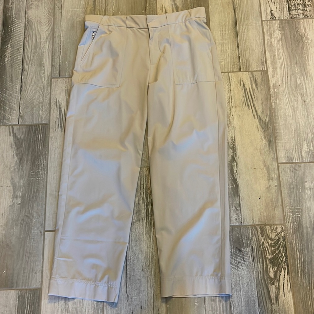 ATHLETA Light weight khaki capris